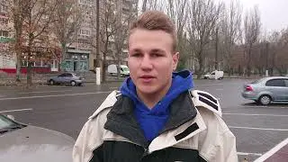 Парень спас водителя