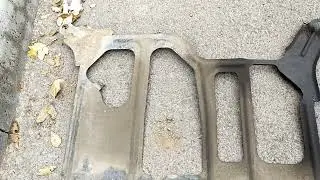 Chevrolet Cobalt, metal crankcase protection.