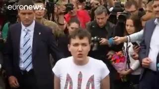 Hero's Welcome For Ukraine Pilot Nadiya Savchenko