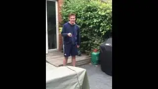 6 FEET TALL 14 YEAR OLD GRABS 10 FOOT RIM!