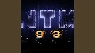 Intro (Live à l'AccorHotels Arena 2019)
