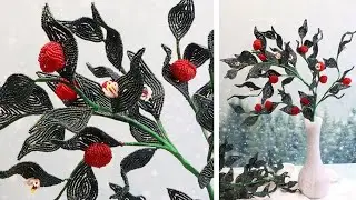 Bead-along Day 1: French beaded Italian Ruscus - overview and blossoms