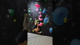 Bouldering - Sunday is for bat-hang 6B/V4