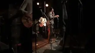Vaik @Bless Paris by une goutte de soleil