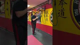 How to HIT the SpeedBag!!🥊🥊
