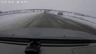 Bad Roads I-65 N (Winter 2013) Trucks Crashing
