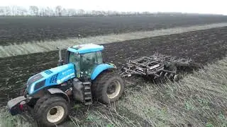 Глибокорозпушувач M&W Earthmaster 1700 по стерні соняшника