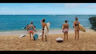 A girls surf day Hawaii Oahu