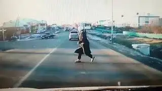 Арчада бу. Аннан шоферларны гаеплибез. Кызурак килгән булса машина...