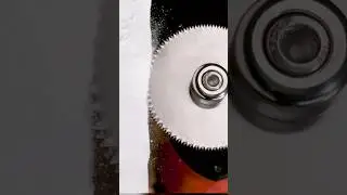 The Secret of the Saw That Removes Plaster