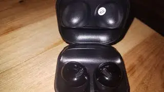 Desempaquetado de los auriculares GALAXI BUDS PRO
