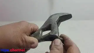 IDEA BRILLANTE CON LLAVE INGLESA o expansiva