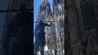 This Elden Ring Knight Cosplay Fought the Wind... and Won | Cologne Cathedral Showcase
