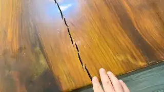 A 70 centimeter long crack split the 3 meter long desk in half, 502 glue to solve it perfectly