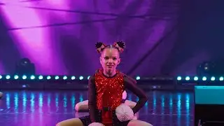MINNIE MOUSE