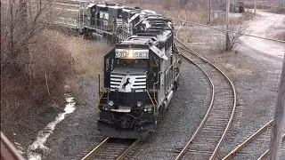 NS 5813 at Whiskey Island plus CSX at QD Tower collinwood with EMD's and MofW train Cleveland Ohio