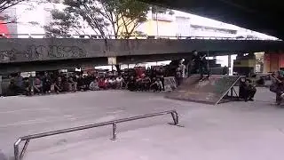 @erlangga_smile : Run on BEAT DA TRIXZ bandung