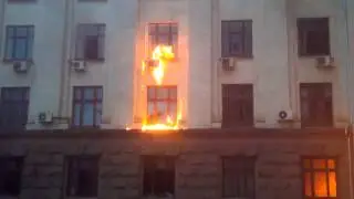 Украина.Одесса.Горит Дом Профсоюзов 02.05.2014г.