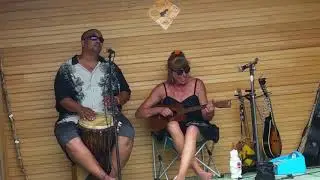Beaver Xing singing the cover Love and Happiness