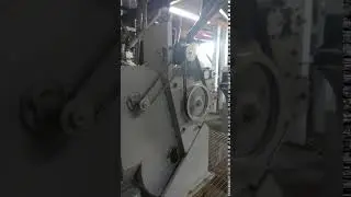 Вальцедековый станок с присоедененным дуаспиратором.