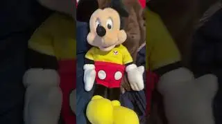 Squeaking wow Mickey! #teddyruxpin #worldsofwonder