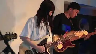 happy in the room / nape's