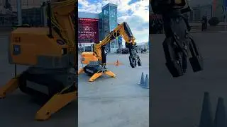 Robotic emergency, flashing lights rescue car