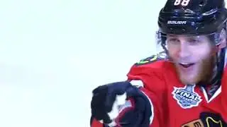 Richards sets up Kane to extend Hawks lead 2