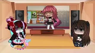 Reacting with @Itz._.N0vAa..