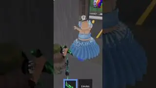 Mm2 murderer round￼ with Youtubers in the server 