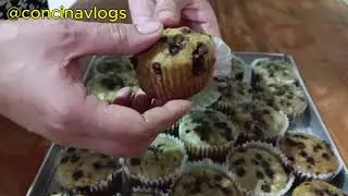 Banana chocolate chips muffins