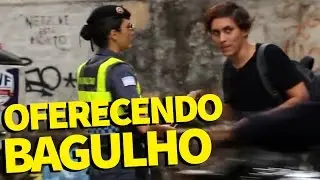 OFERECENDO BAGULHO A POLÍCIA DESAFIO #09