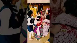Akasher Lakhya Tara Chander Moto Alo Dei Naa
