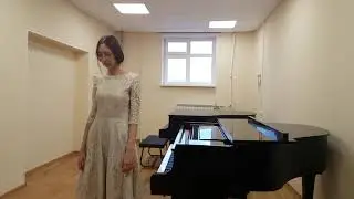 «Белые ночи» - исполняет Екатерина Костина, 2 курс