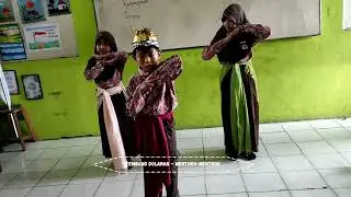 LAGU MENTHOG MENTHOG   KELOMPOK 6