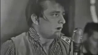 Johnny Cash - Cover de Elvis (Heartbreak Hotel) Tradução