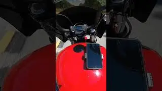 Freakmount holding strong at 90mph on the Street Bob 114 #motorcycle #harley #streetbob #freakmount