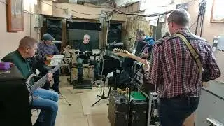ЗЕМЛЯКИ   Человек и кошка (Автор текста и музыки – Федор Чистяков)