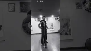 Bottle cap quickdraw exercise with a katana. Sword training skills. #martialarts #shinobi #katanas