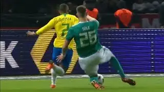 Douglas Costa Amazing Speed vs Germany