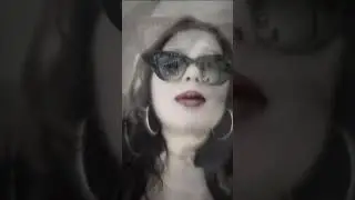 Lips Loving Raye