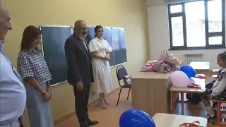 Փակեք, անցուդարձը չտենան երեխաները պատուհանից. Նիկոլ Փաշինյանը Կիրանցի դպրոցում է