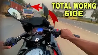 Worng Side Se 🤬Aaj to bach gye 😳👀 #motovlog #pulsar220 #bikecrash2022 #worngside
