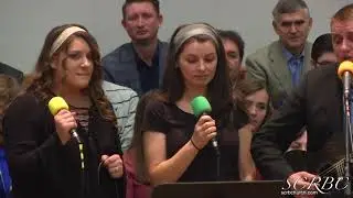 Люблю смотреть я в небо голубое