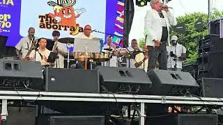 Pedro Arroyo Dean Saghafi Salsa Orquesta June 15 2025 Flushing Meadow Park Todo Me Huele a Ti