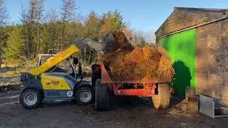 Mucking out cattle sheds part-1 First video for 2022 and a Demo to try out.