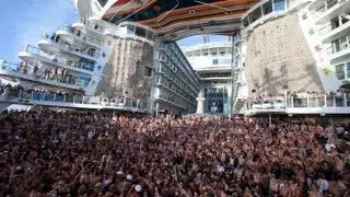 FLASH MOB ON BIGGEST CRUISE SHIP!!!