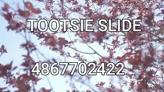 20+ Roblox Music Codes/IDS (Working)