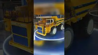 Сгоняли на экскурсию в республику Беларусь и посетили завод где делают самые большие самосвалы