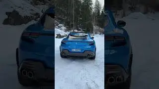 Listen to that Naturally Aspirated V12 😎! Ferrari Purosangue #shorts